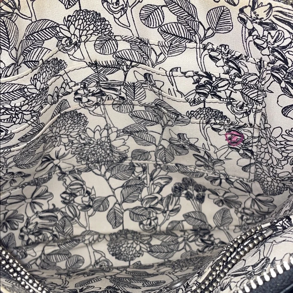 Vera Bradley Black and Blue Floral Leather Clutch Mallory Genuine Leather - Picture 10 of 12